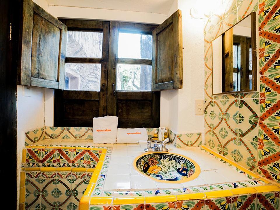 Casa De Los Espiritus Alegres By Rotamundos Guanajuato Esterno foto