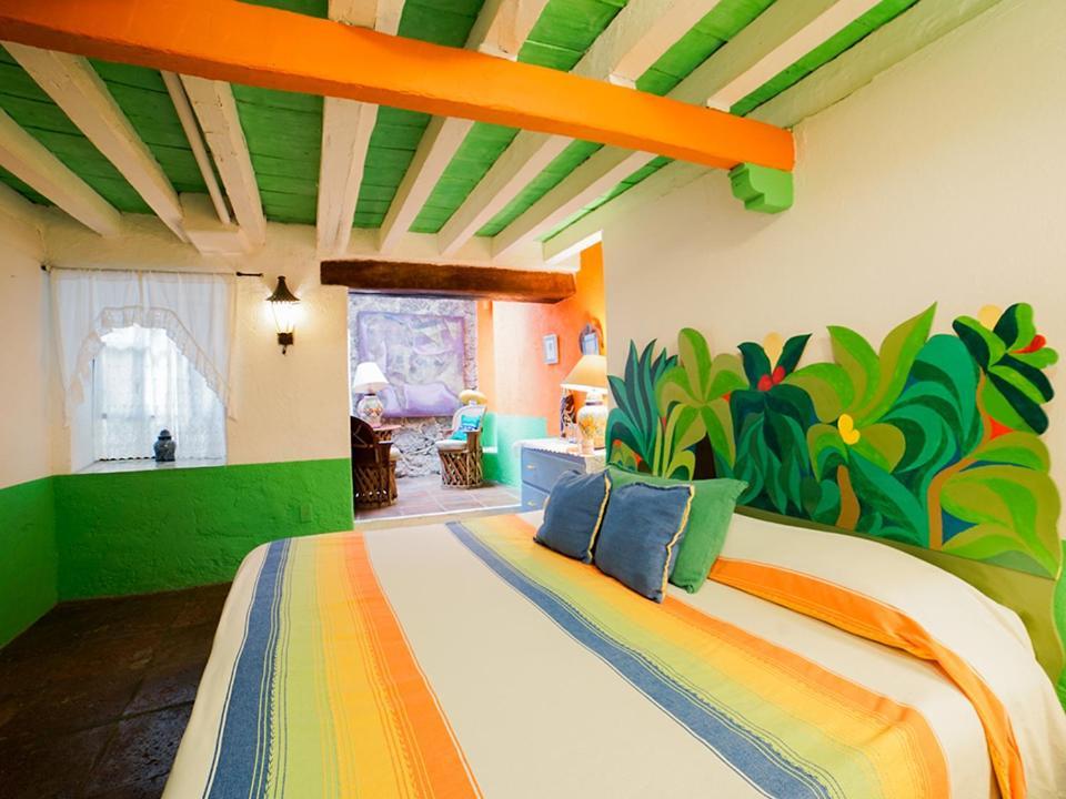 Casa De Los Espiritus Alegres By Rotamundos Guanajuato Esterno foto
