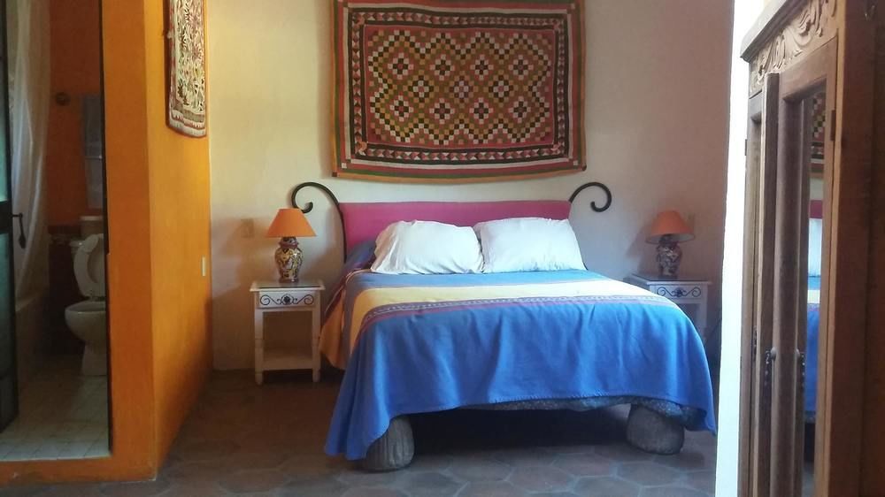 Casa De Los Espiritus Alegres By Rotamundos Guanajuato Esterno foto