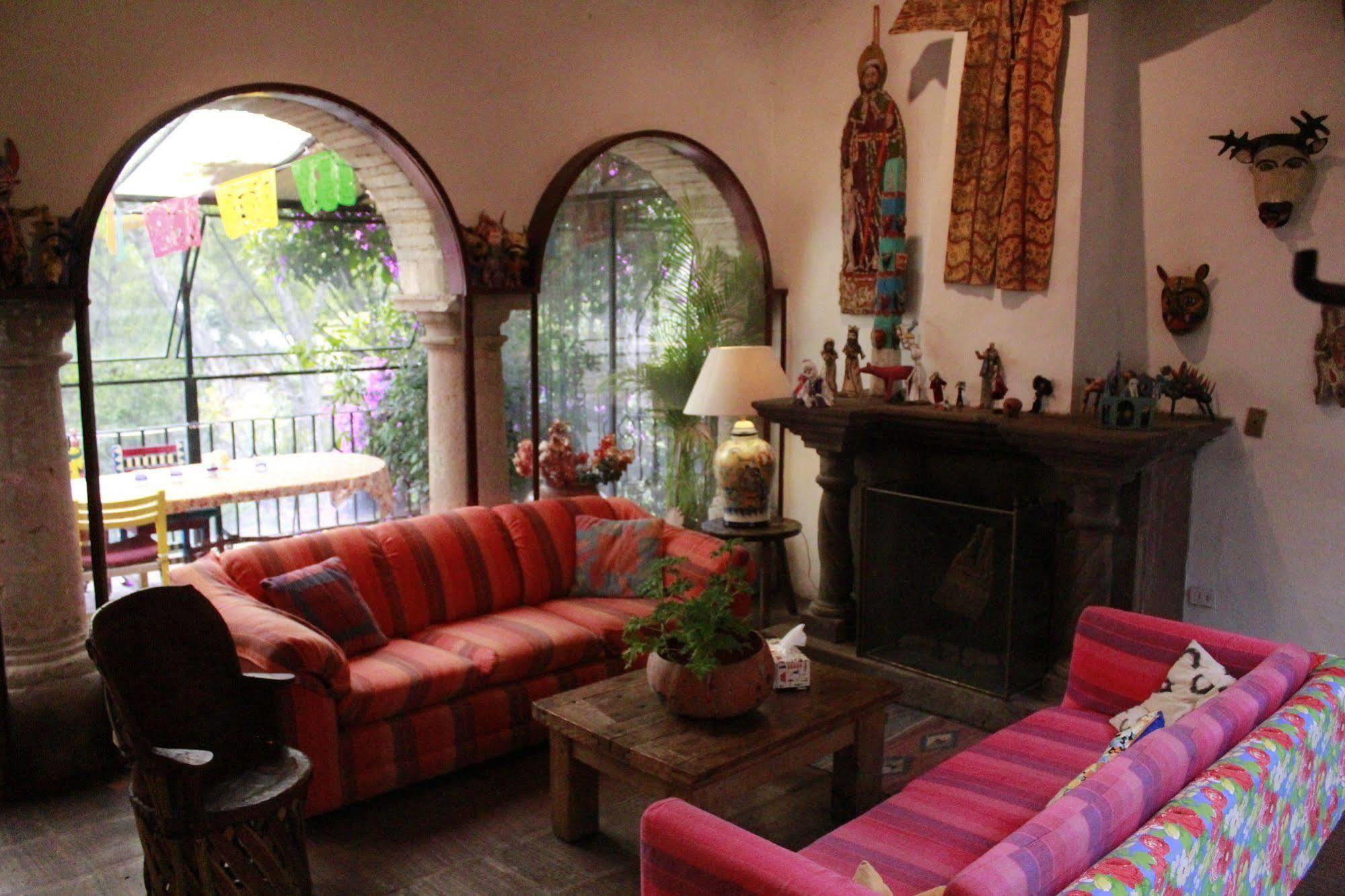 Casa De Los Espiritus Alegres By Rotamundos Guanajuato Esterno foto