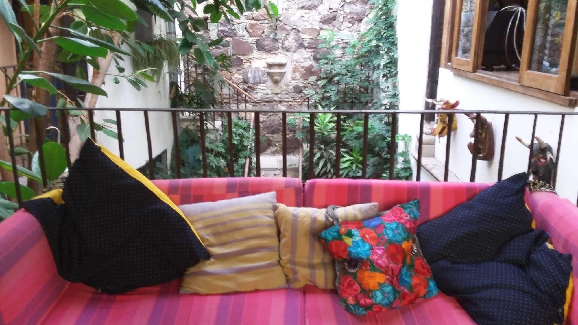 Casa De Los Espiritus Alegres By Rotamundos Guanajuato Esterno foto