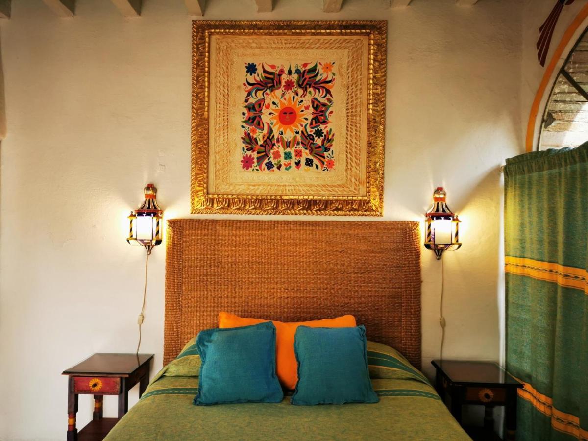 Casa De Los Espiritus Alegres By Rotamundos Guanajuato Esterno foto